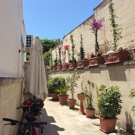 B&B Delle Rose Maruggio Exterior foto